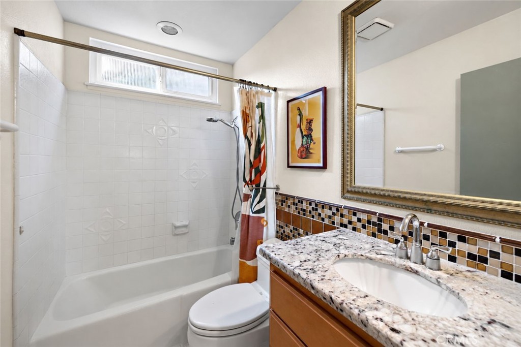 23631 Amalia Property Photo 4