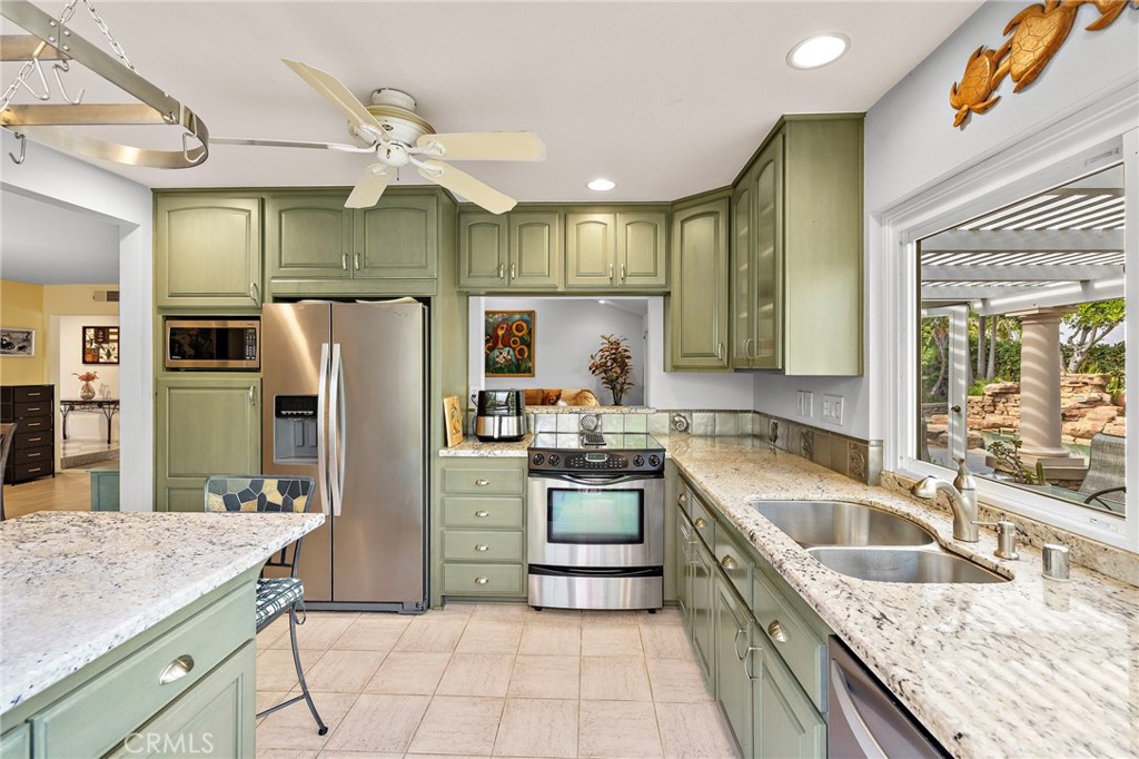 23631 Amalia Property Photo 18