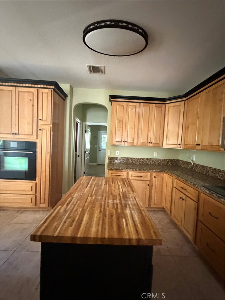 2168 Mckinley Property Photo 4
