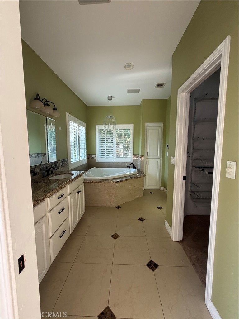 2168 Mckinley Property Photo 7