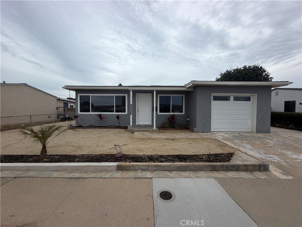 3112 Luna Property Photo 2