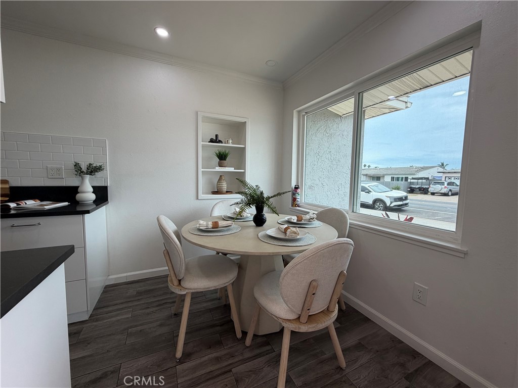3112 Luna Property Photo 7