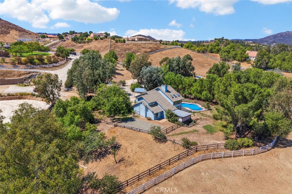 20450 Wendy Property Photo 1