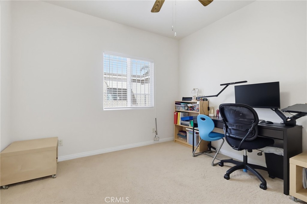 2542 E Madison Street Property Photo 17