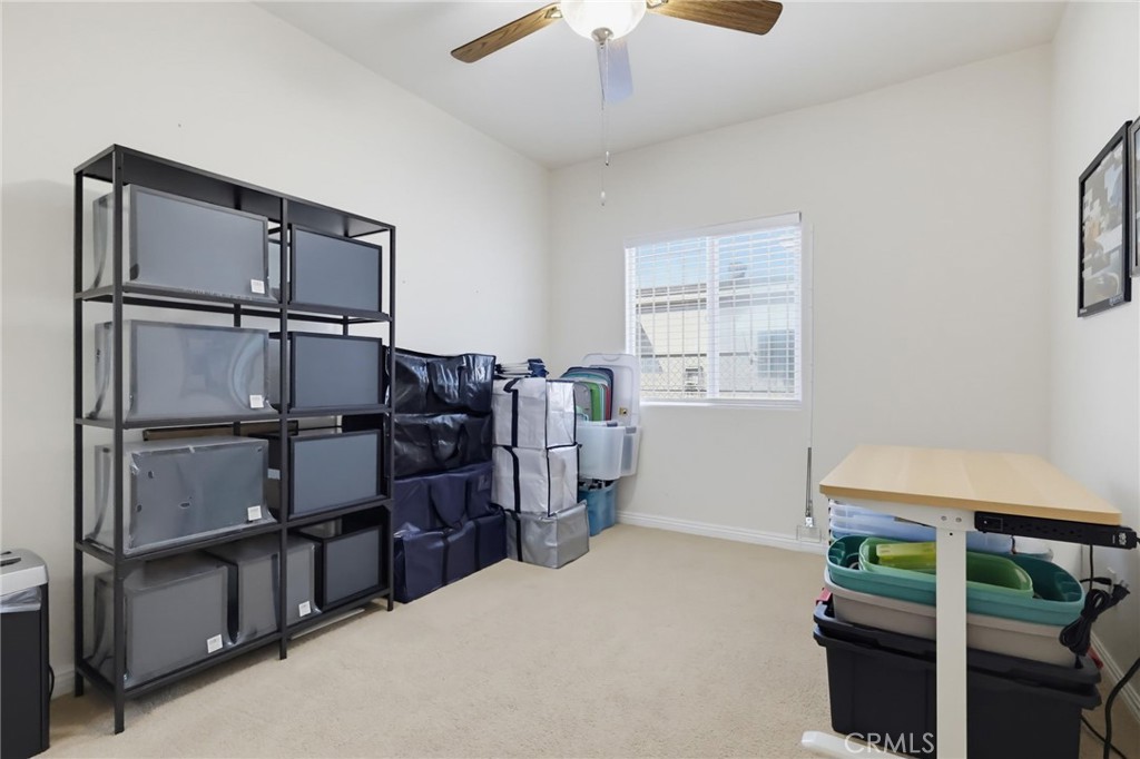 2542 E Madison Street Property Photo 18