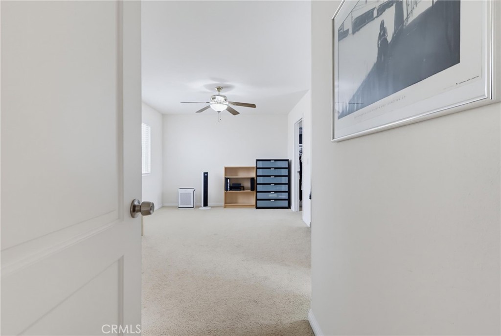 2542 E Madison Street Property Photo 20