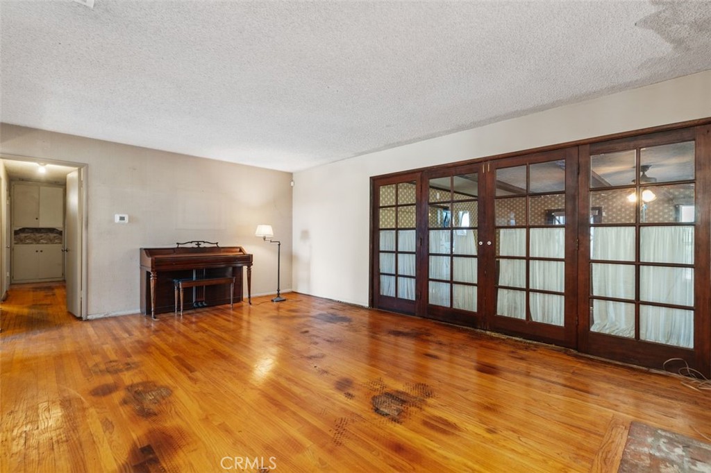 433 N Colorado Property Photo 12