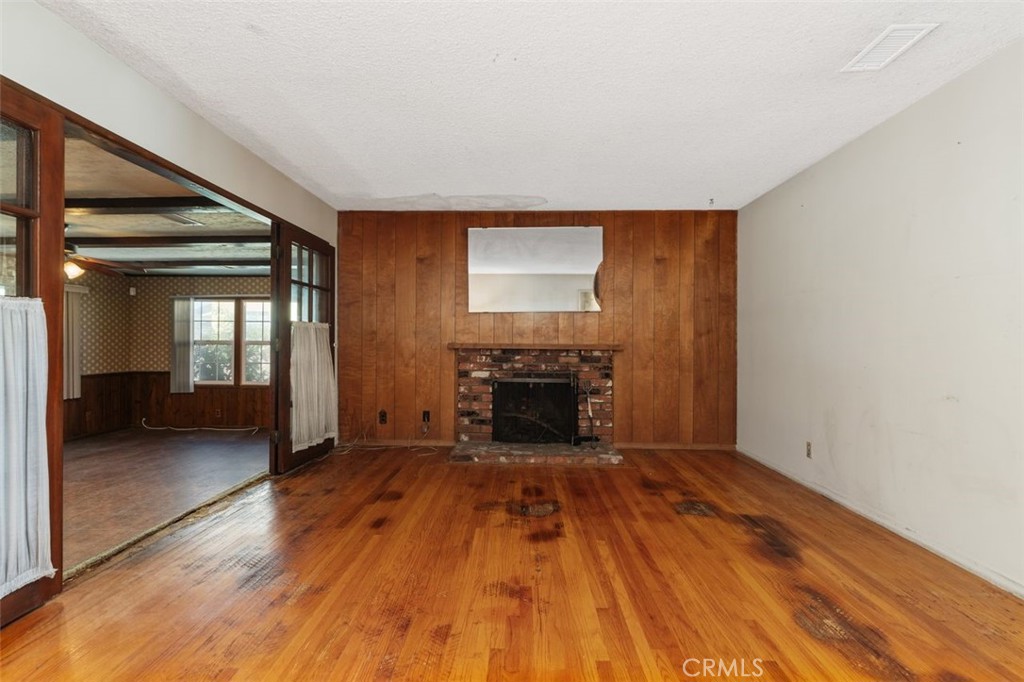 433 N Colorado Property Photo 16