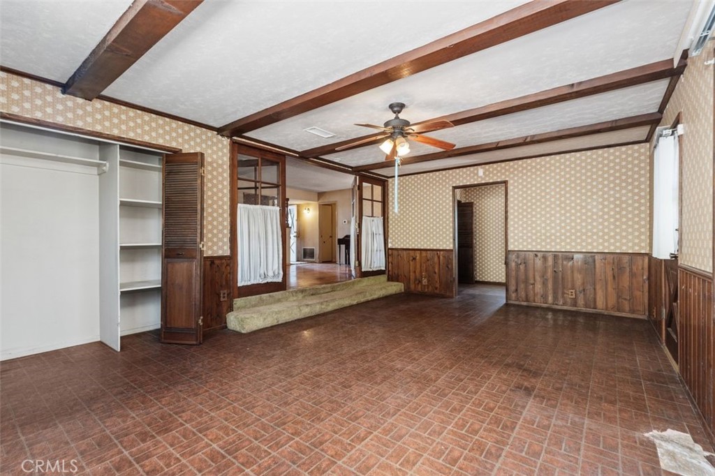 433 N Colorado Property Photo 24