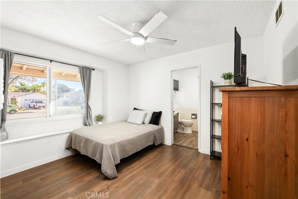 2211 E Romneya Drive Property Photo 35