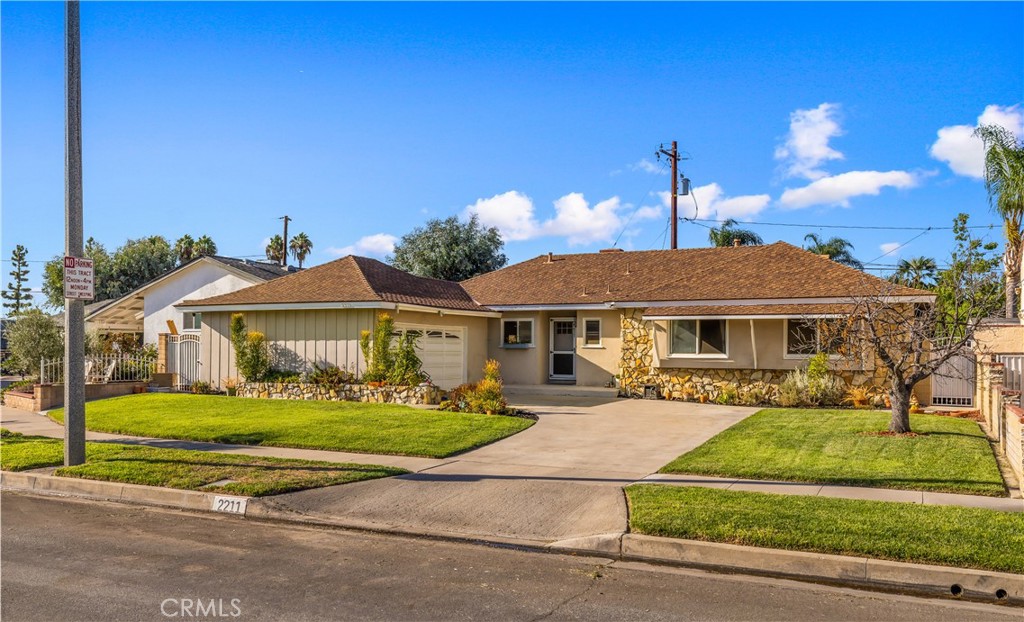 2211 E Romneya Drive Property Photo 41