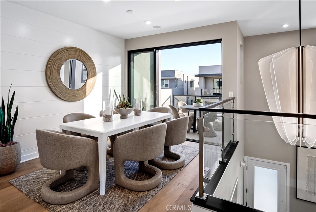 105 Sawtelle Property Photo 6