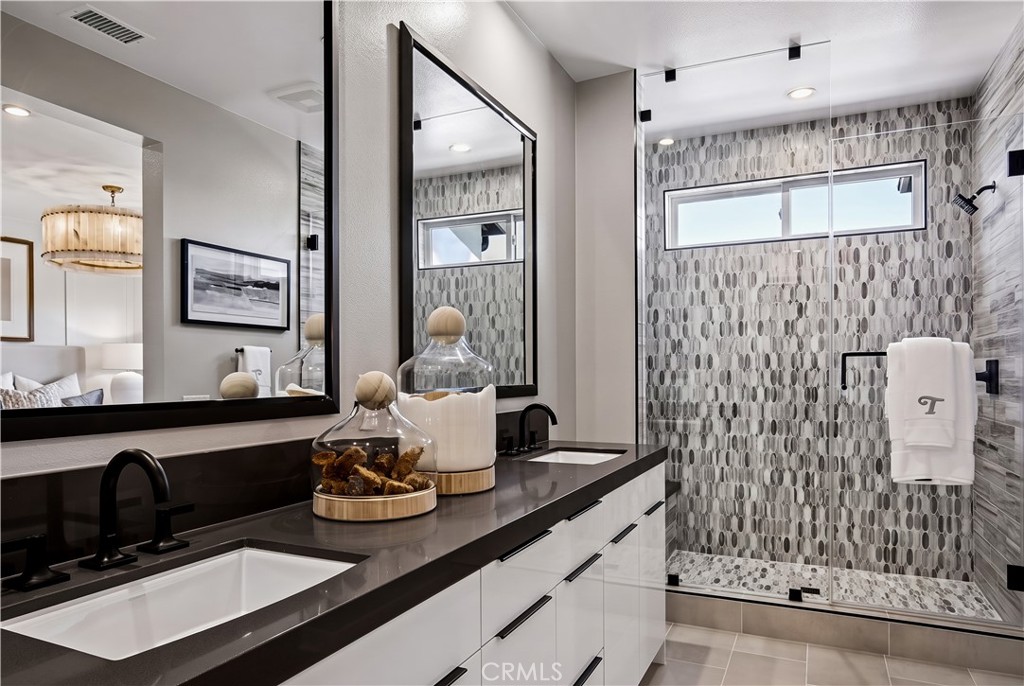 105 Sawtelle Property Photo 12