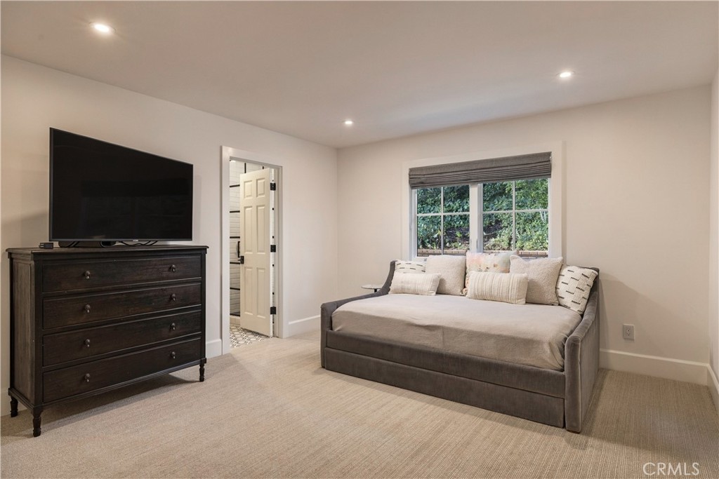 30822 Steeplechase Property Photo 15