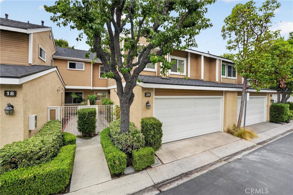 20 Rosewood Property Photo 3