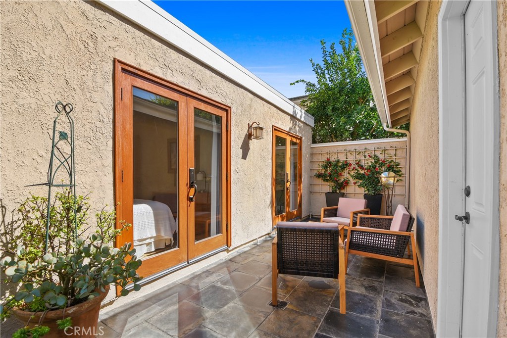 28122 Carpenteria Court Property Photo 28