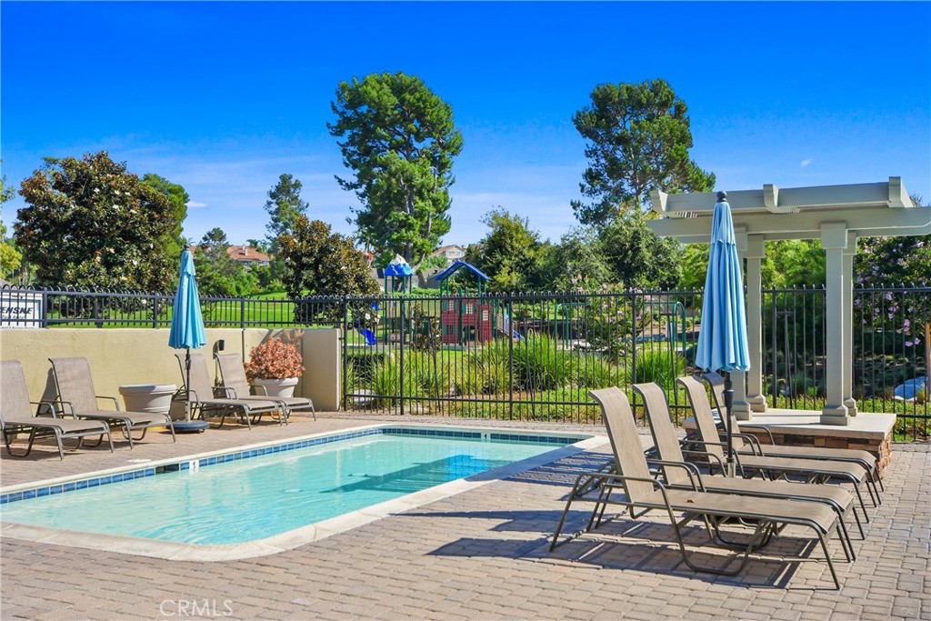 28122 Carpenteria Court Property Photo 38
