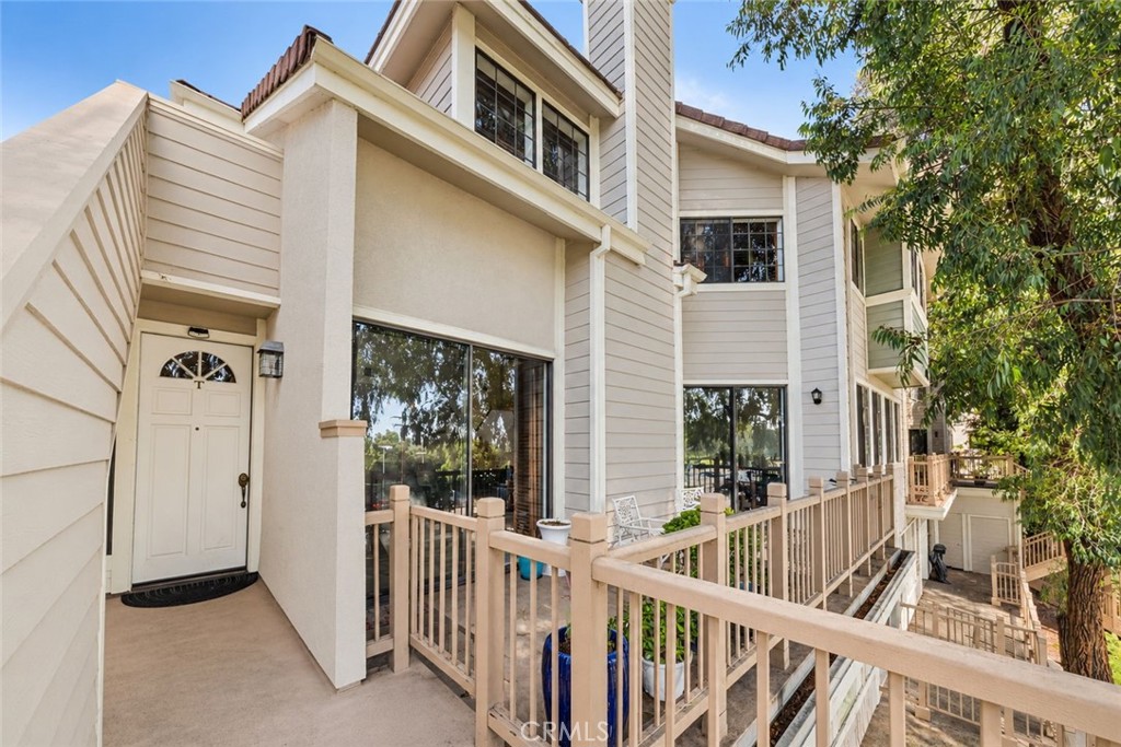 2551 Plaza Del Amo T Property Photo 1