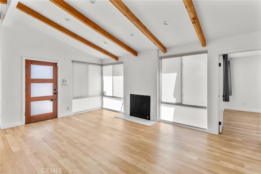 1329 N Maple Street Property Photo 12