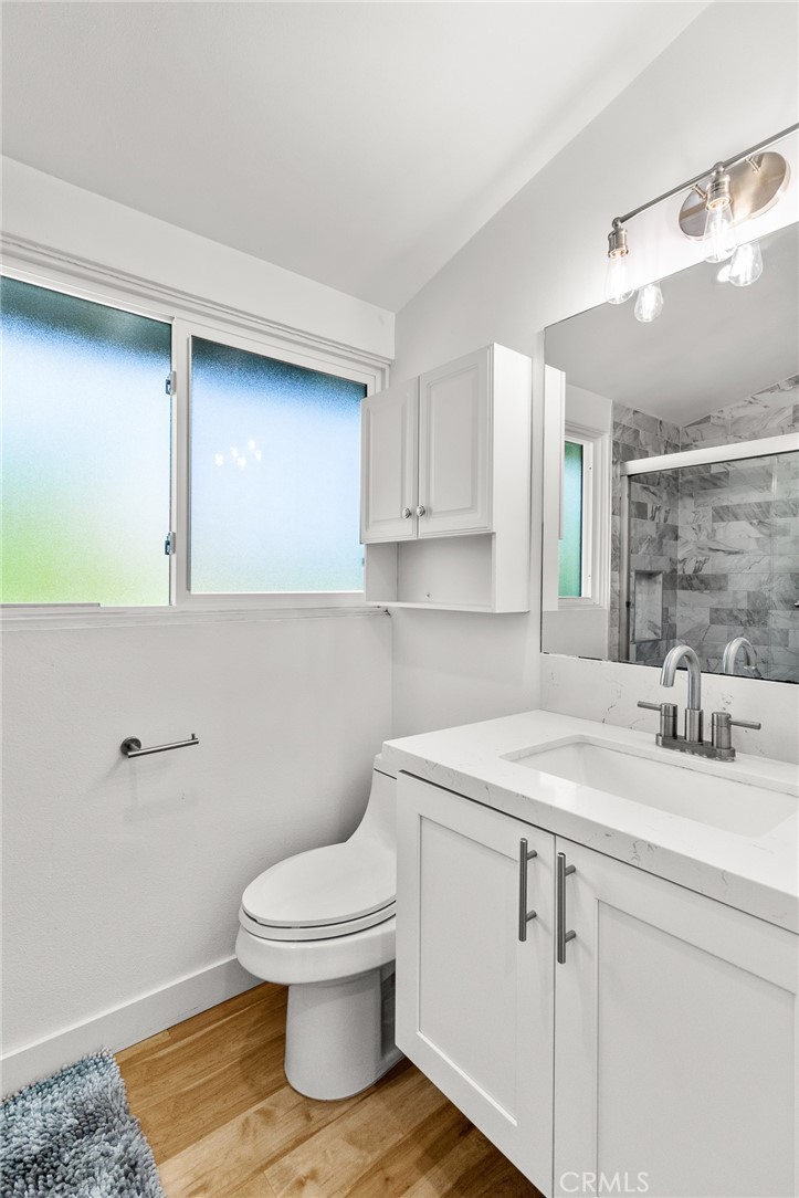 1329 N Maple Street Property Photo 18