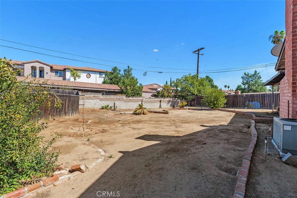 8512 Verbena Property Photo 24