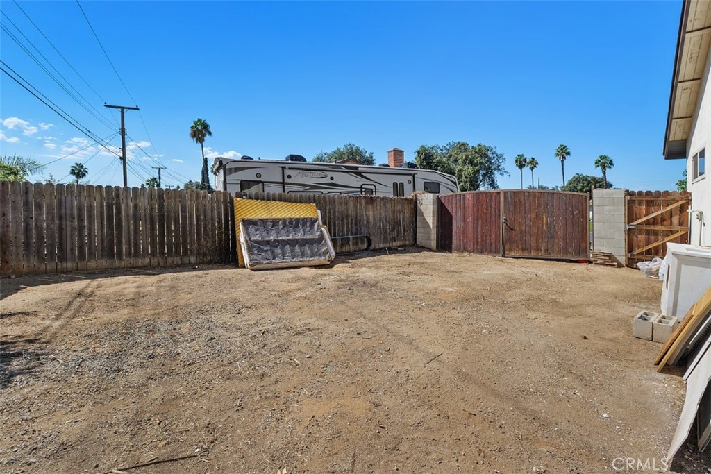 8512 Verbena Property Photo 28