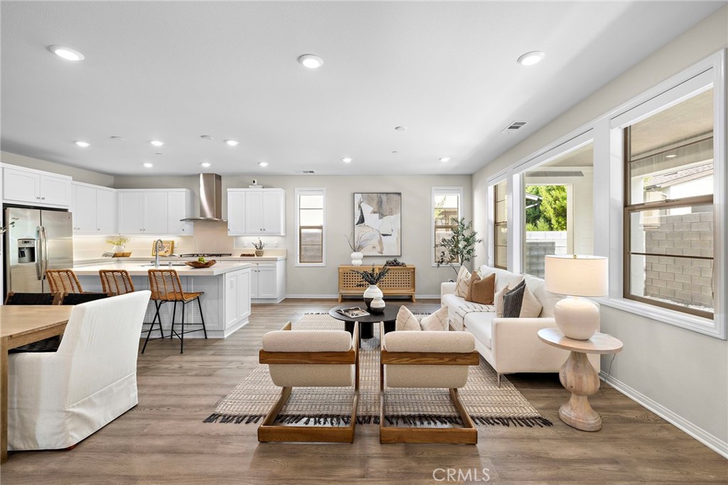 28 Ocaso Street Property Photo 3