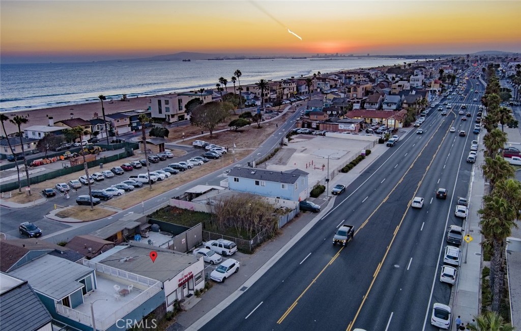17185 Pacific Coast Property Photo 1