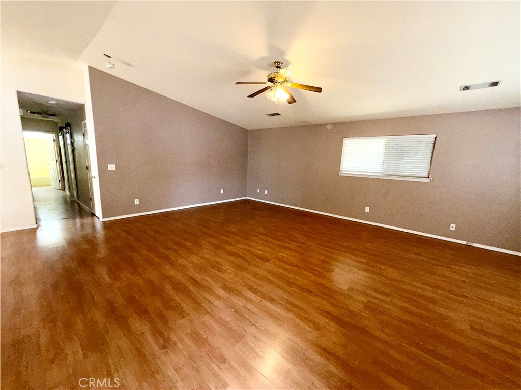 2545 Penelope Street Property Photo 5