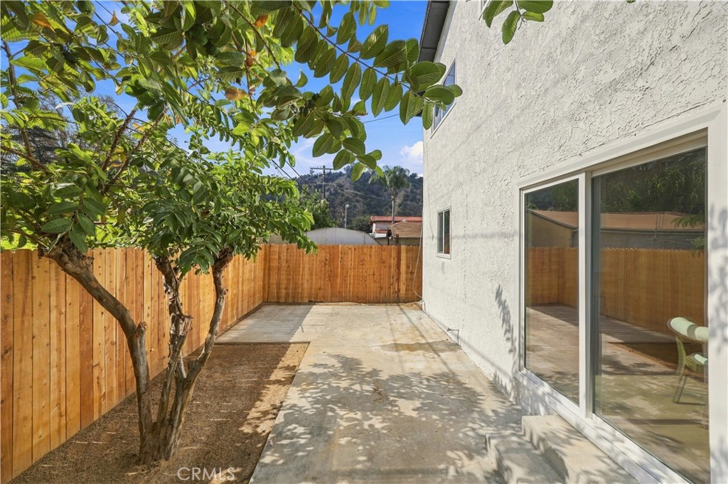 2326 Riverdale Avenue Property Photo 40