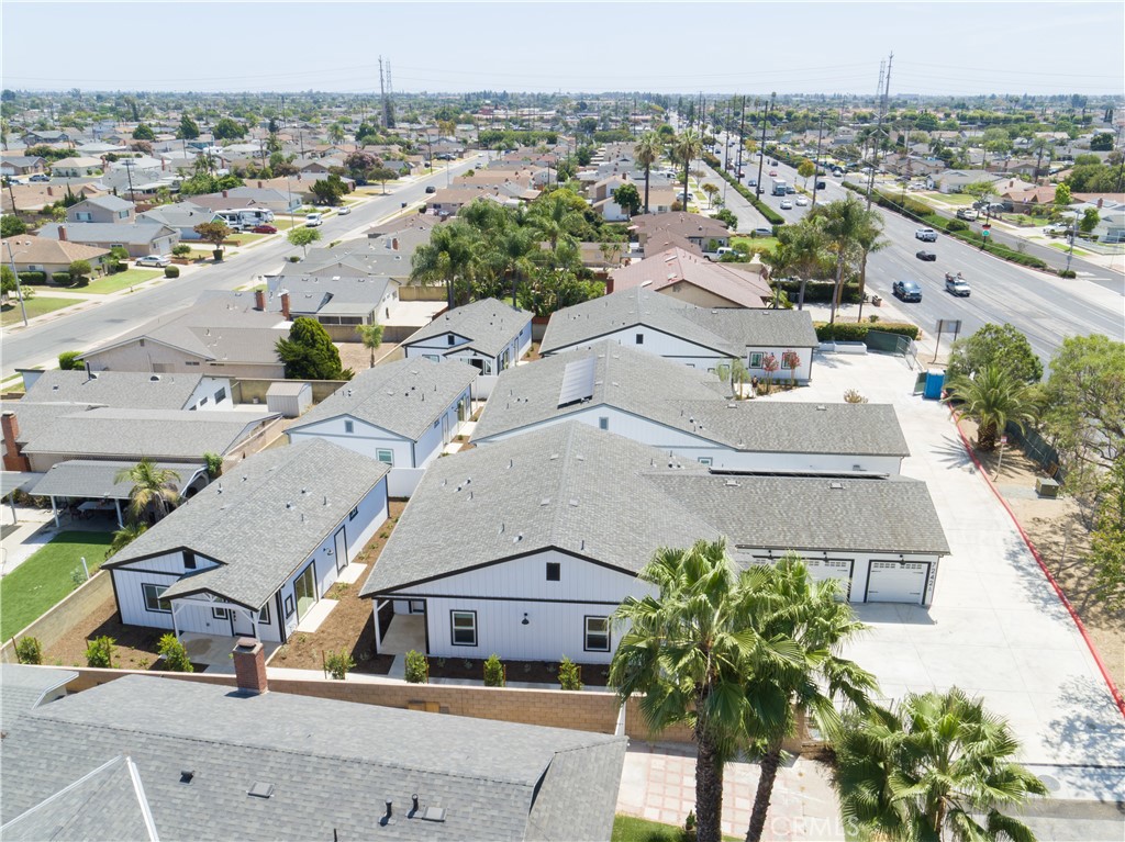 7242 Valley View Property Photo 1