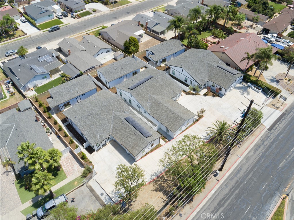 7242 Valley View Property Photo 3