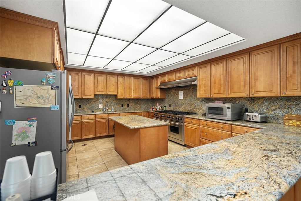 24701 Raymond Way 135 Property Photo 40