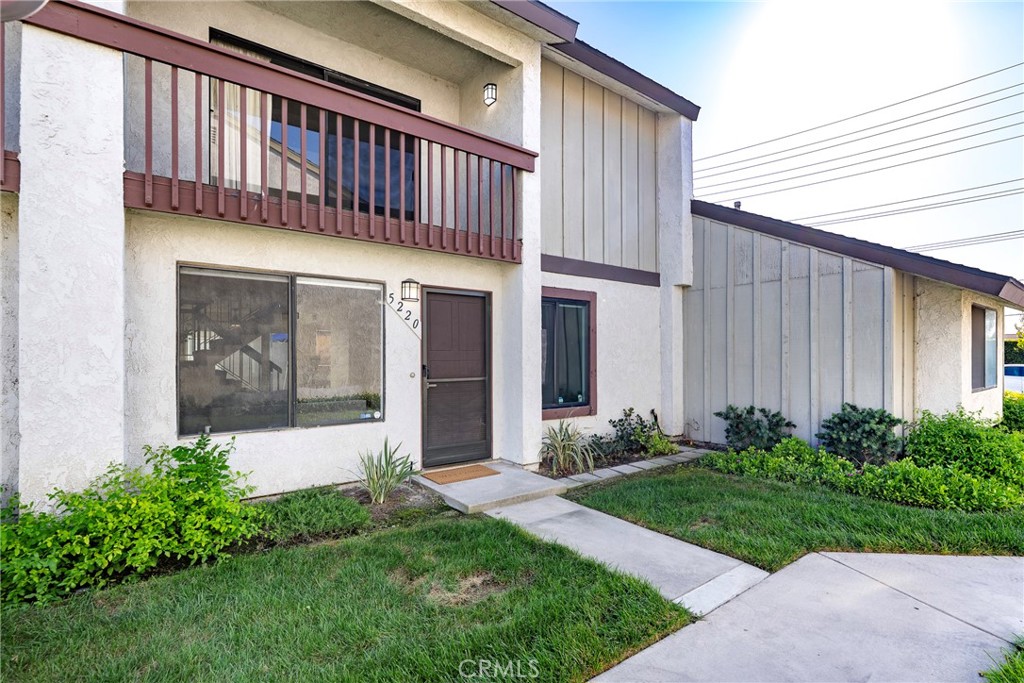 1365 S Walnut 5220 Property Photo 1