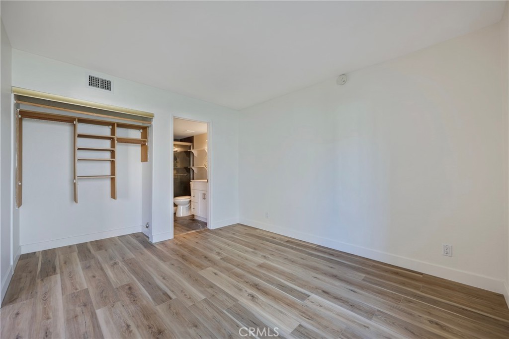 1365 S Walnut 5220 Property Photo 19