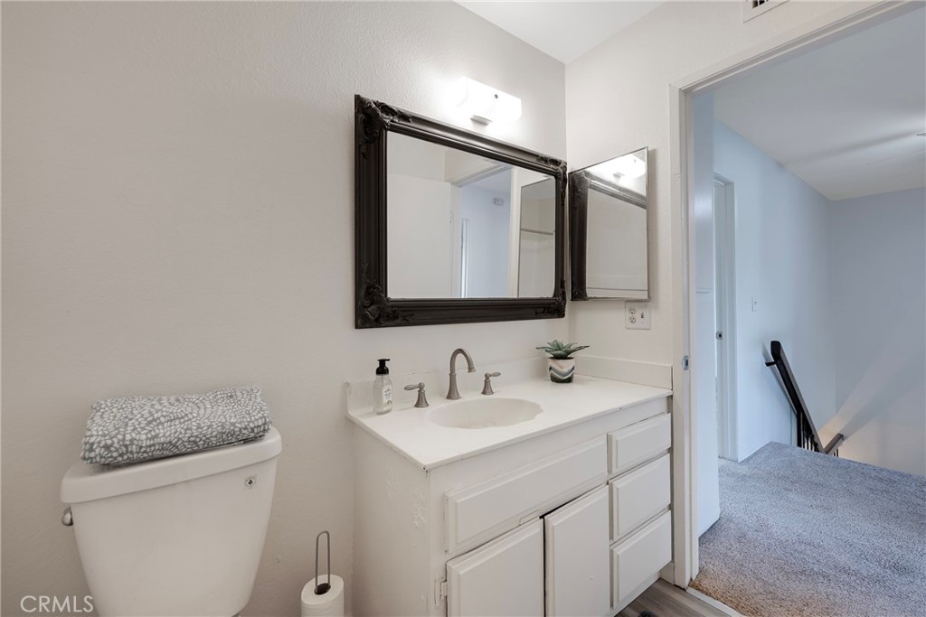 1365 S Walnut 5220 Property Photo 39