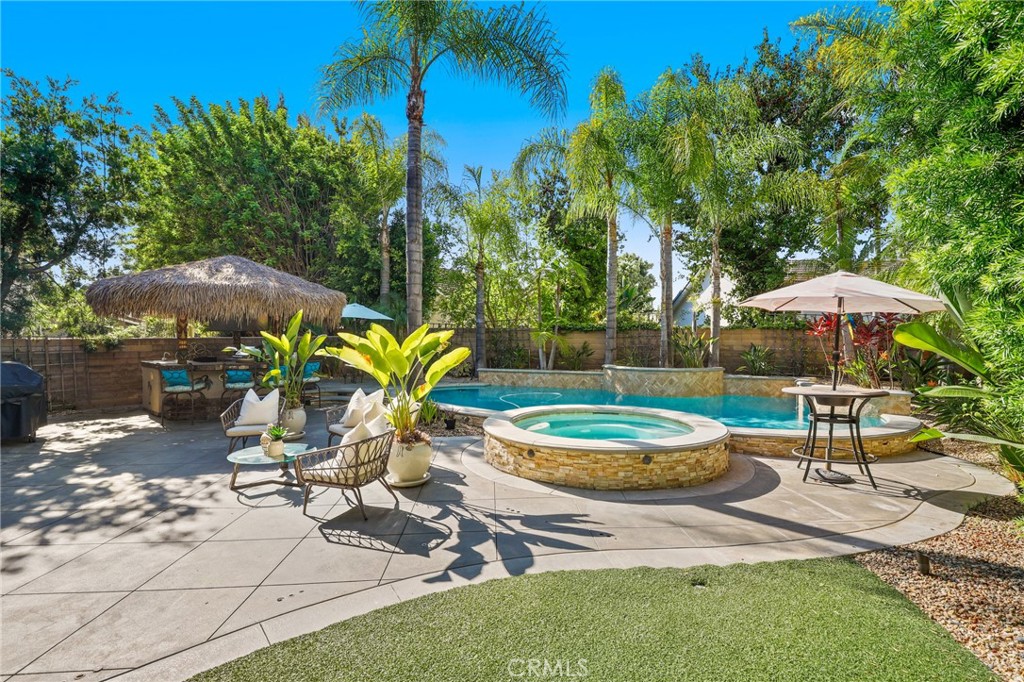 25091 Shaver Lake Circle Property Photo 1