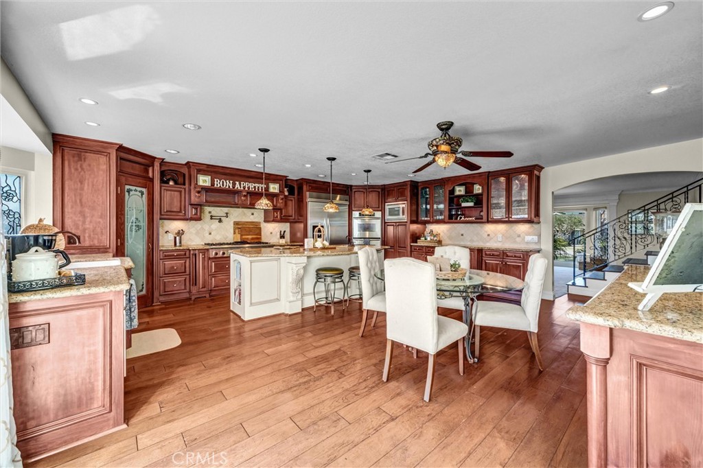18832 La Casita Property Photo 8