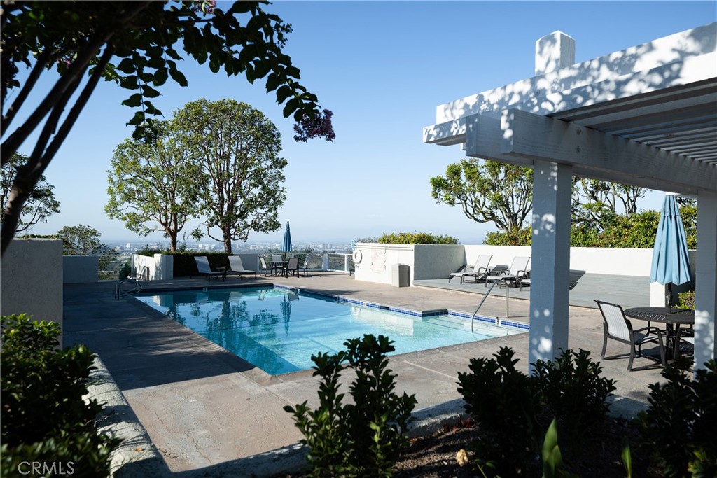 36 Vienna Property Photo 39