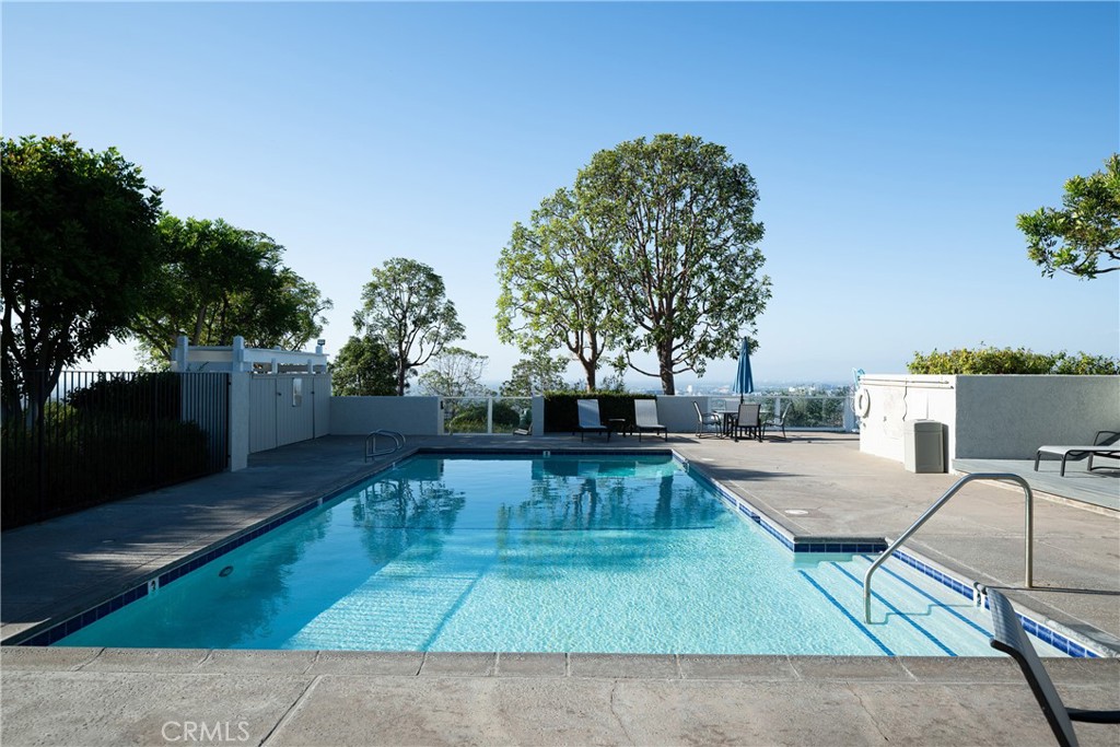 36 Vienna Property Photo 40