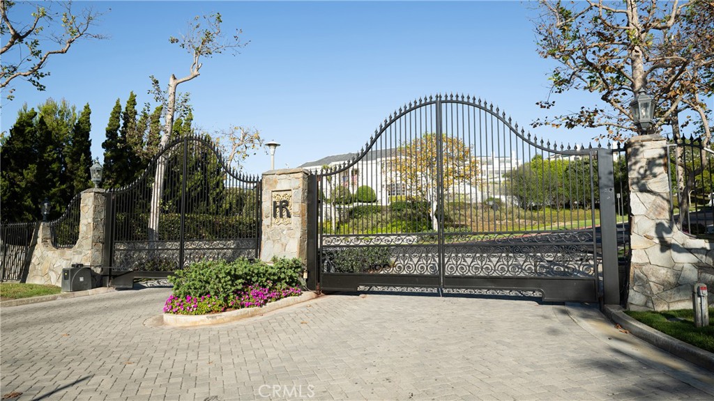 36 Vienna Property Photo 44