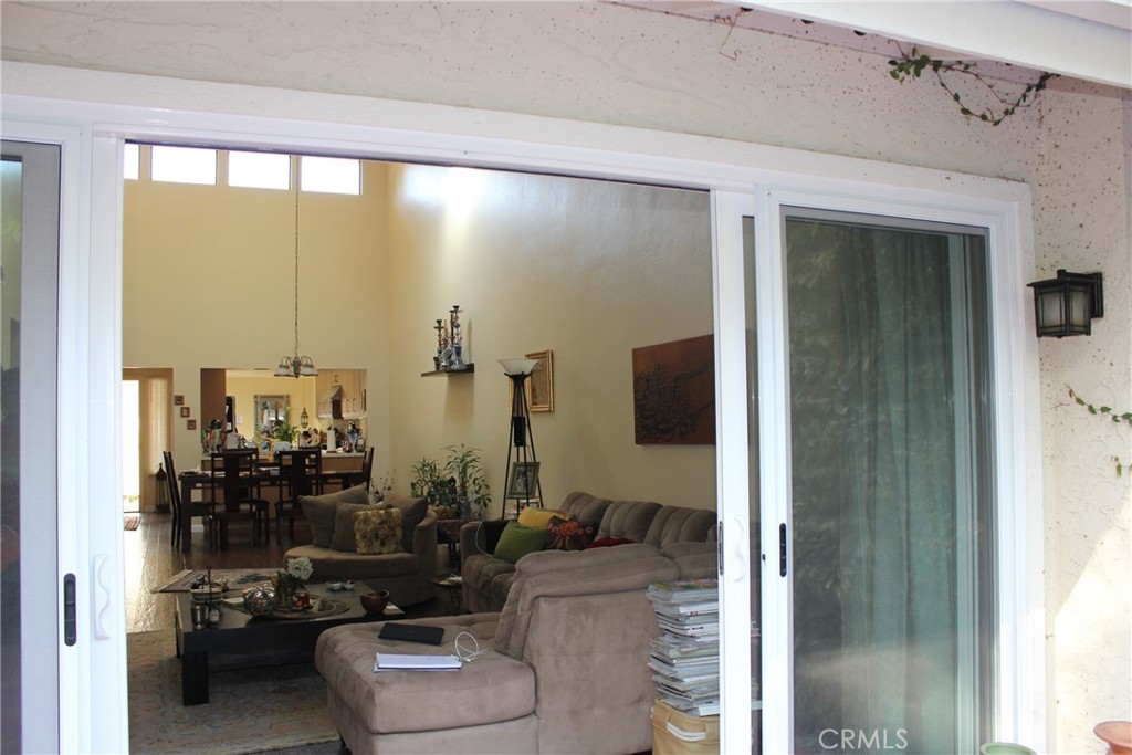 2205 Via Tabara Property Photo 6