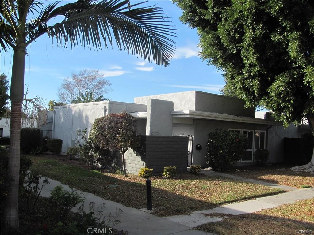 2126 Via Puerta #H Property Photo 1