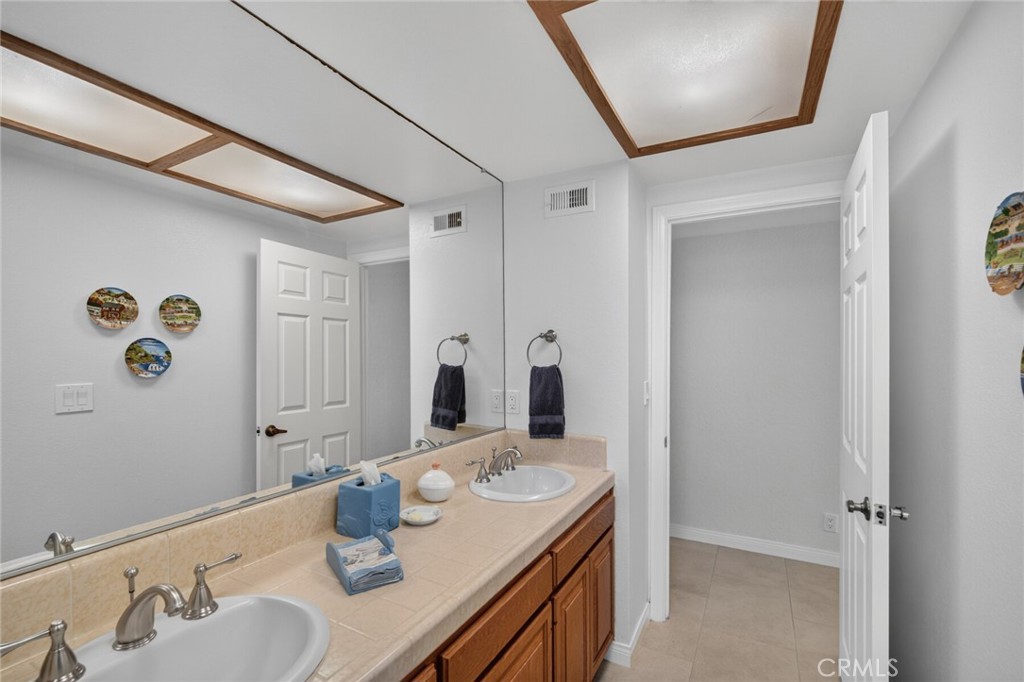 2403 Calle Monte Carlo Property Photo 35
