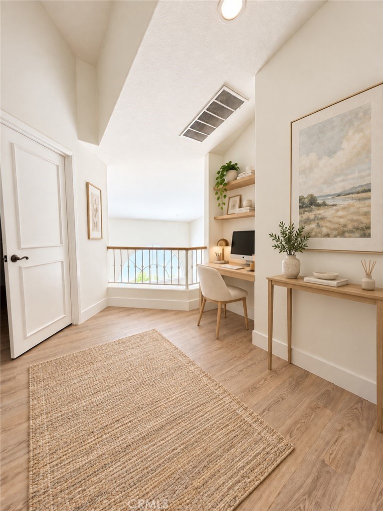 5 Opera Property Photo 19
