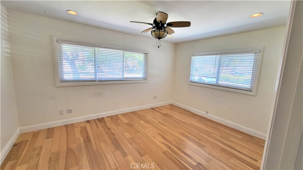 1150 E 36th Street Property Photo 6