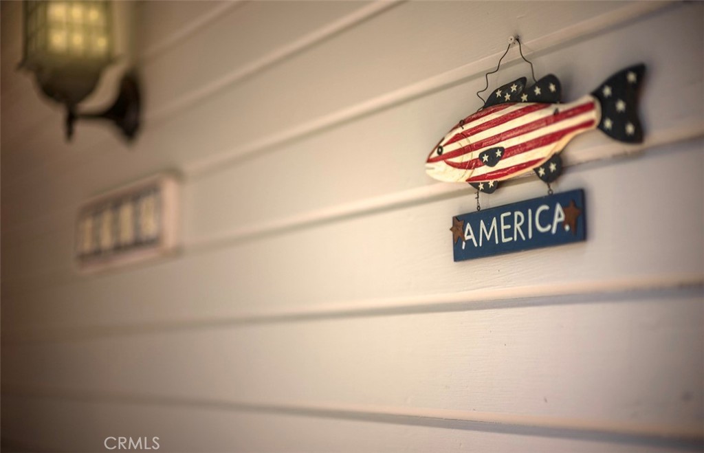 4312 Hemlock Property Photo 9