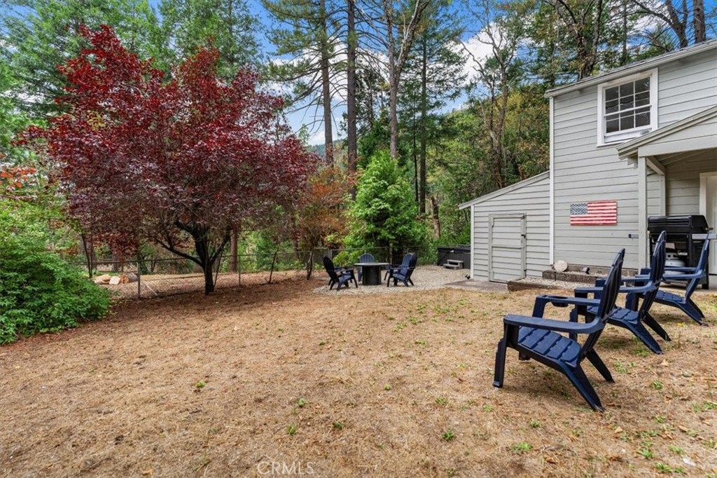 4312 Hemlock Property Photo 13