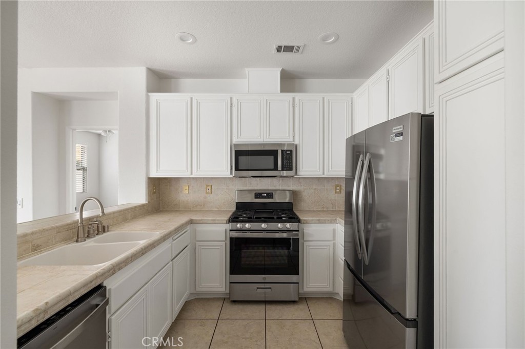 60 Seacountry Lane Property Photo 11