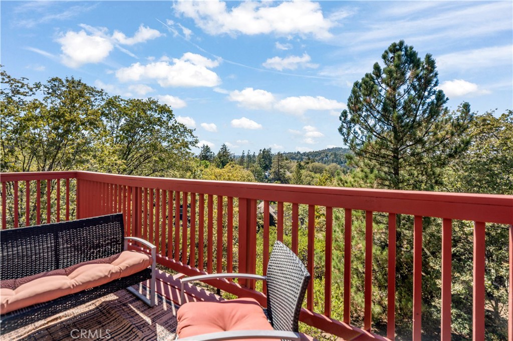 1372 Sequoia Property Photo 35